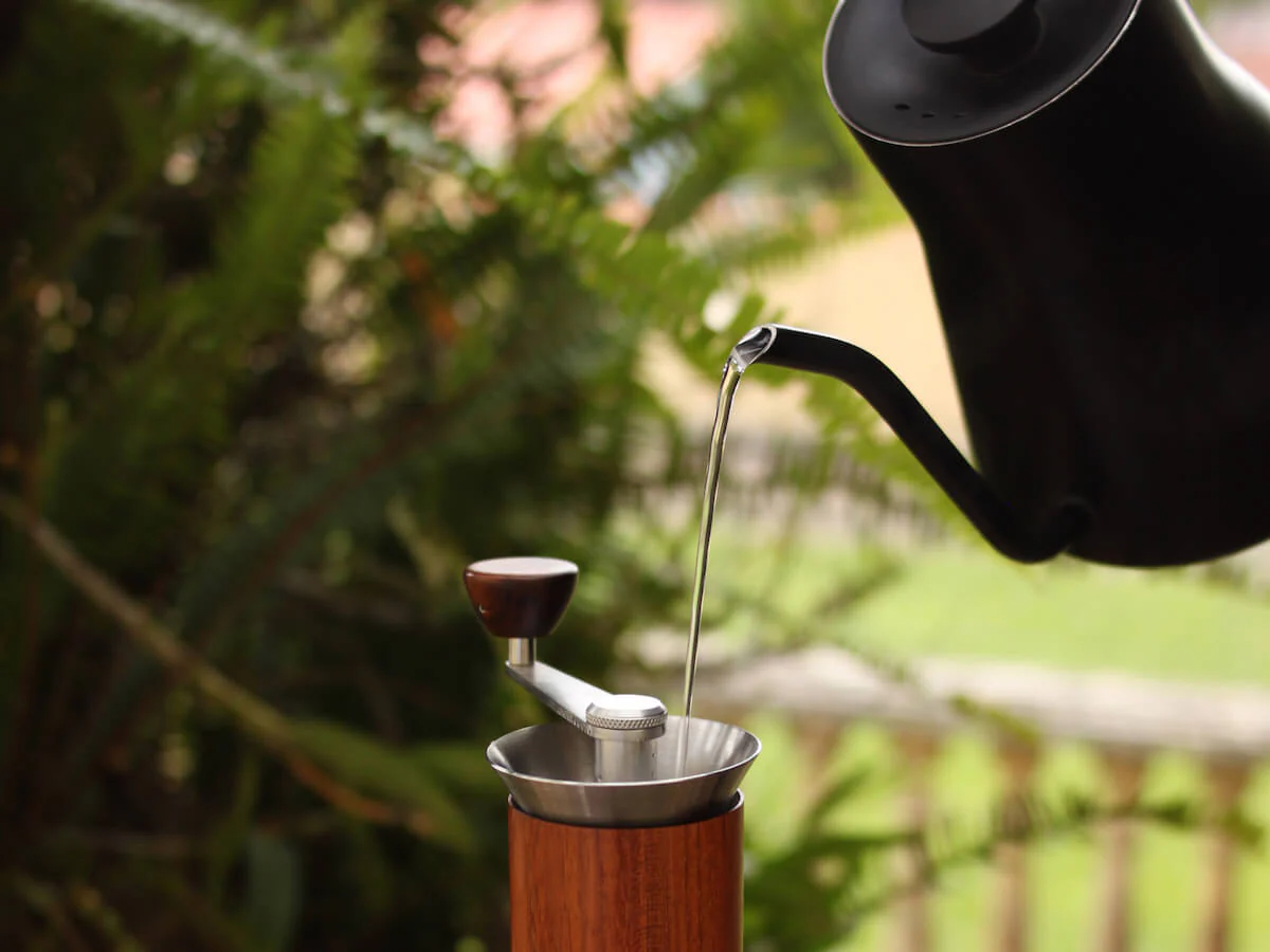Aram | Espresso Maker w. Steel Support - Auburn - Image 4