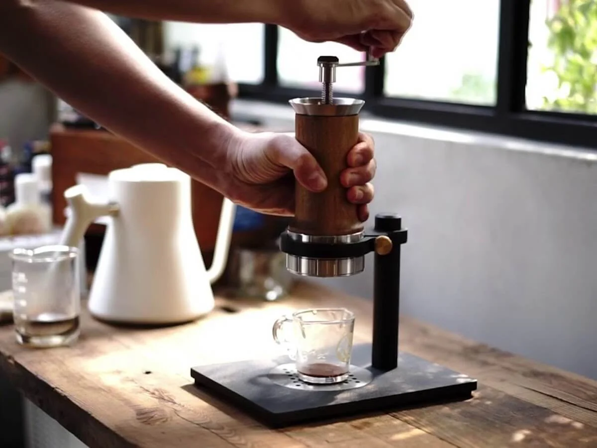 Aram | Steel Support for Espresso Maker - Image 3