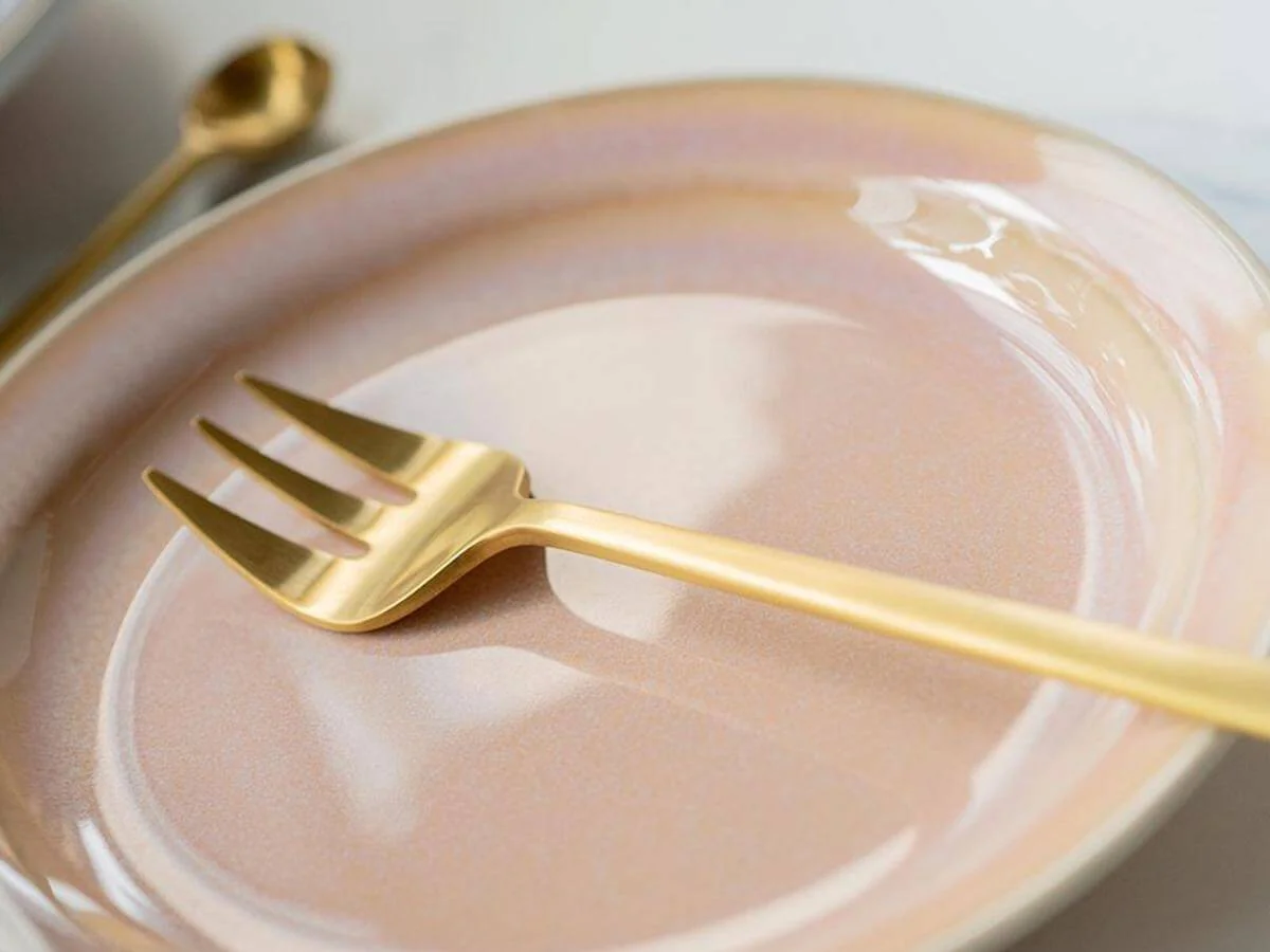 Loveramics | Er-Go! Rose 18cm Side Plate - Image 3